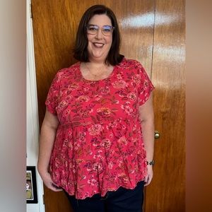 Torrid 4x pink floral tiered babydoll loose fit top.